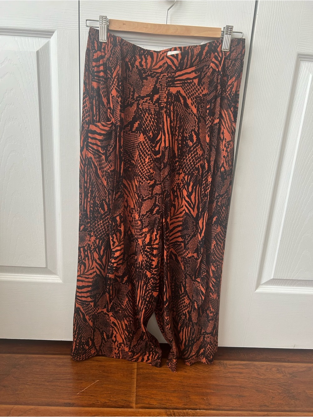 Aritzia Cropped Wide-Leg Pants in Orange & Black Animal Print